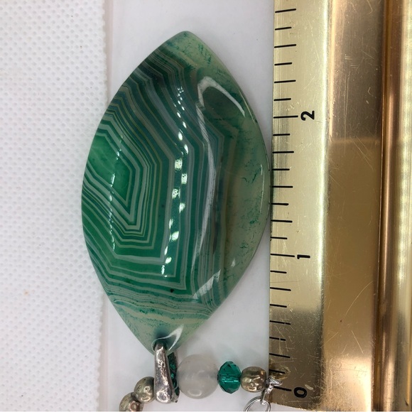 Green Banded Agate Stone Pendant Necklace on Silvertone Chain 18" - Picture 6 of 7